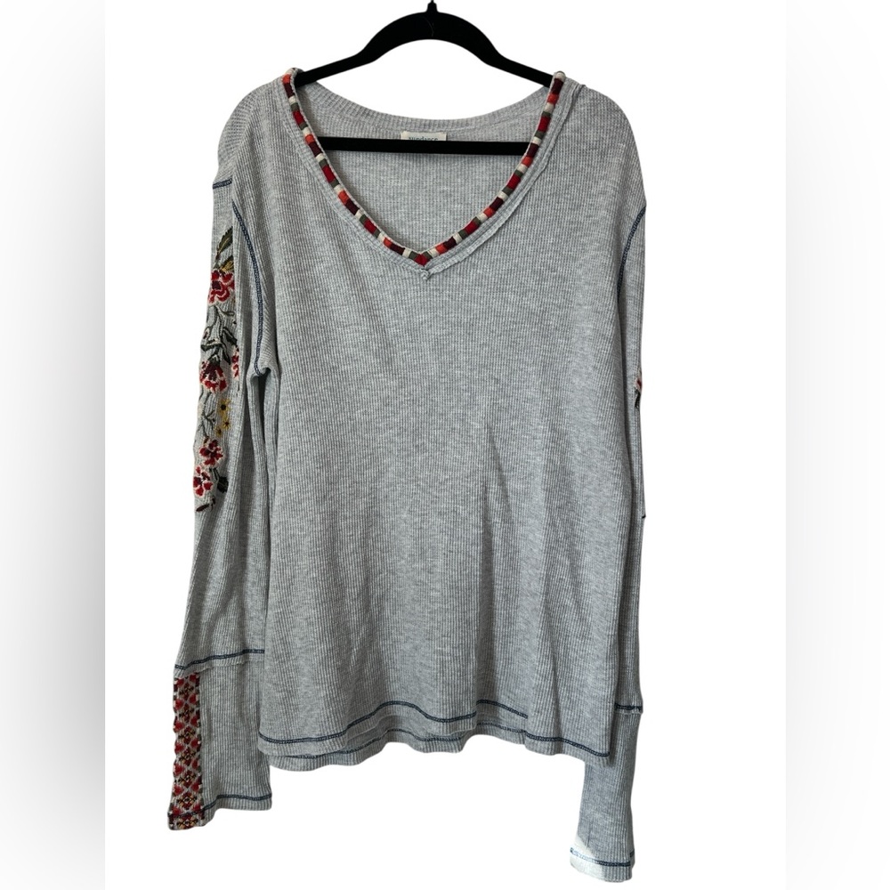 Sundance Women's Floral Embroidered Long Sleeve Thermal Top Grey Size M Boho